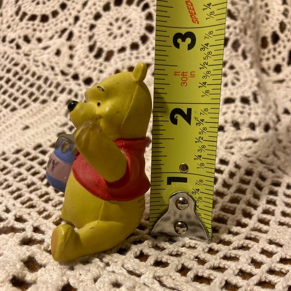 Winnie the Pooh - Plastic Hollow Toy Figure - Picture 11 of 11